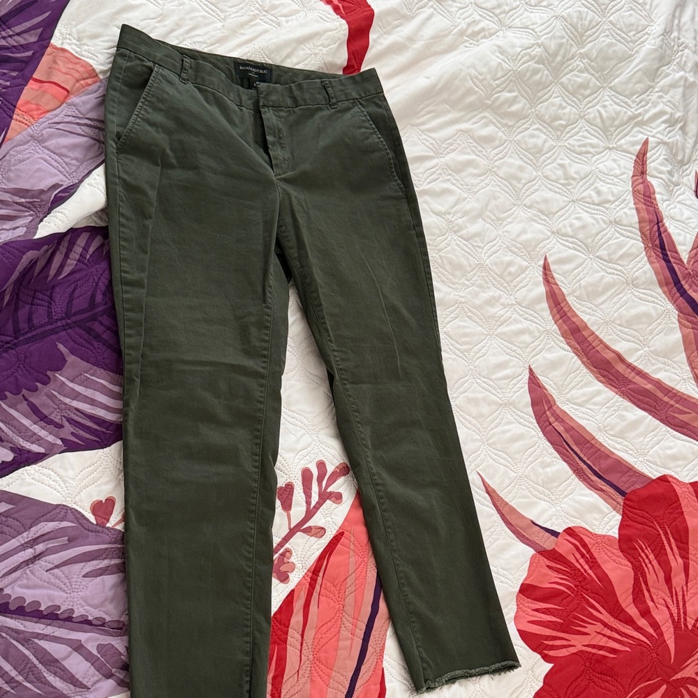Banana Republic Olive Green Pants
